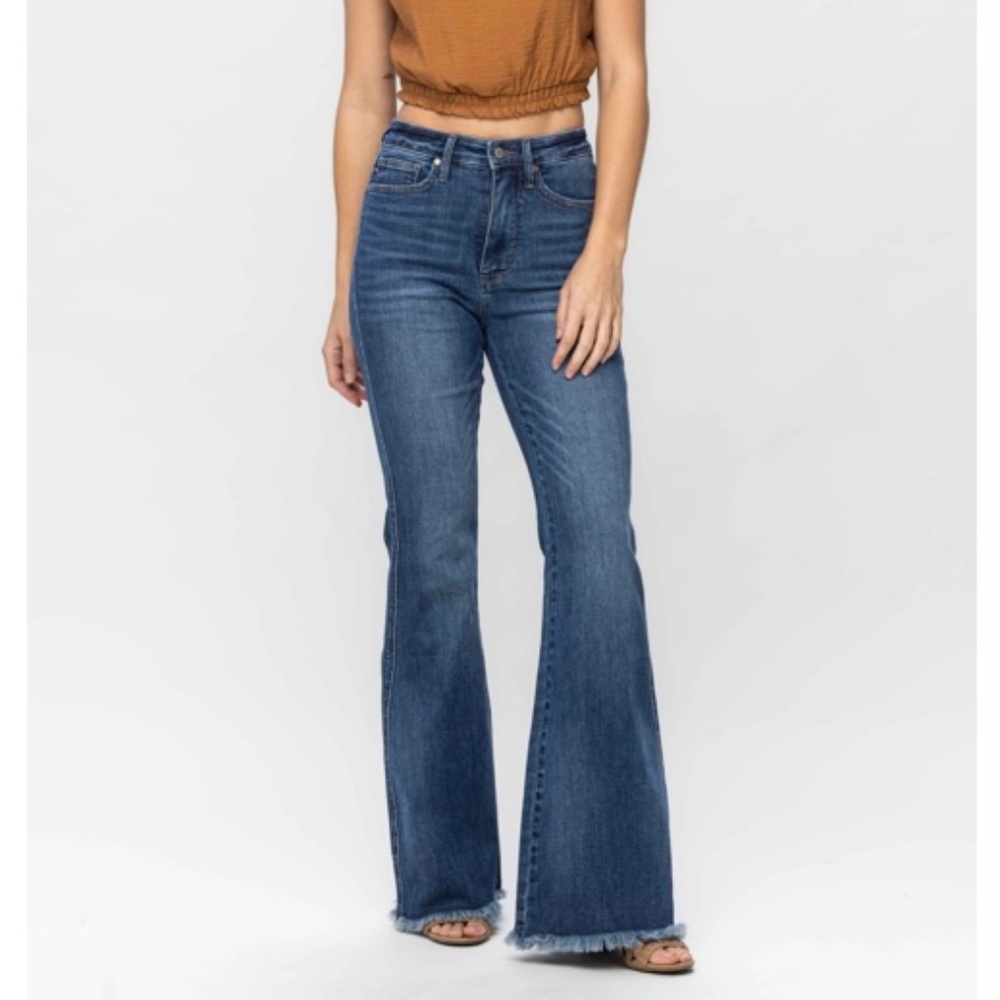 JUDY BLUE HIGH WAIST TUMMY CONTROL FRAY HEM FLARE JEANS